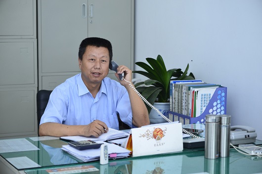 沒(méi)錯(cuò)，你就是我眼里的盛大人